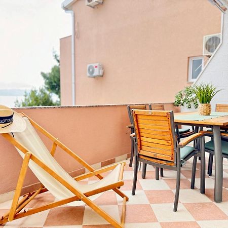 Apartmani Nikola Baška Voda Exterior foto