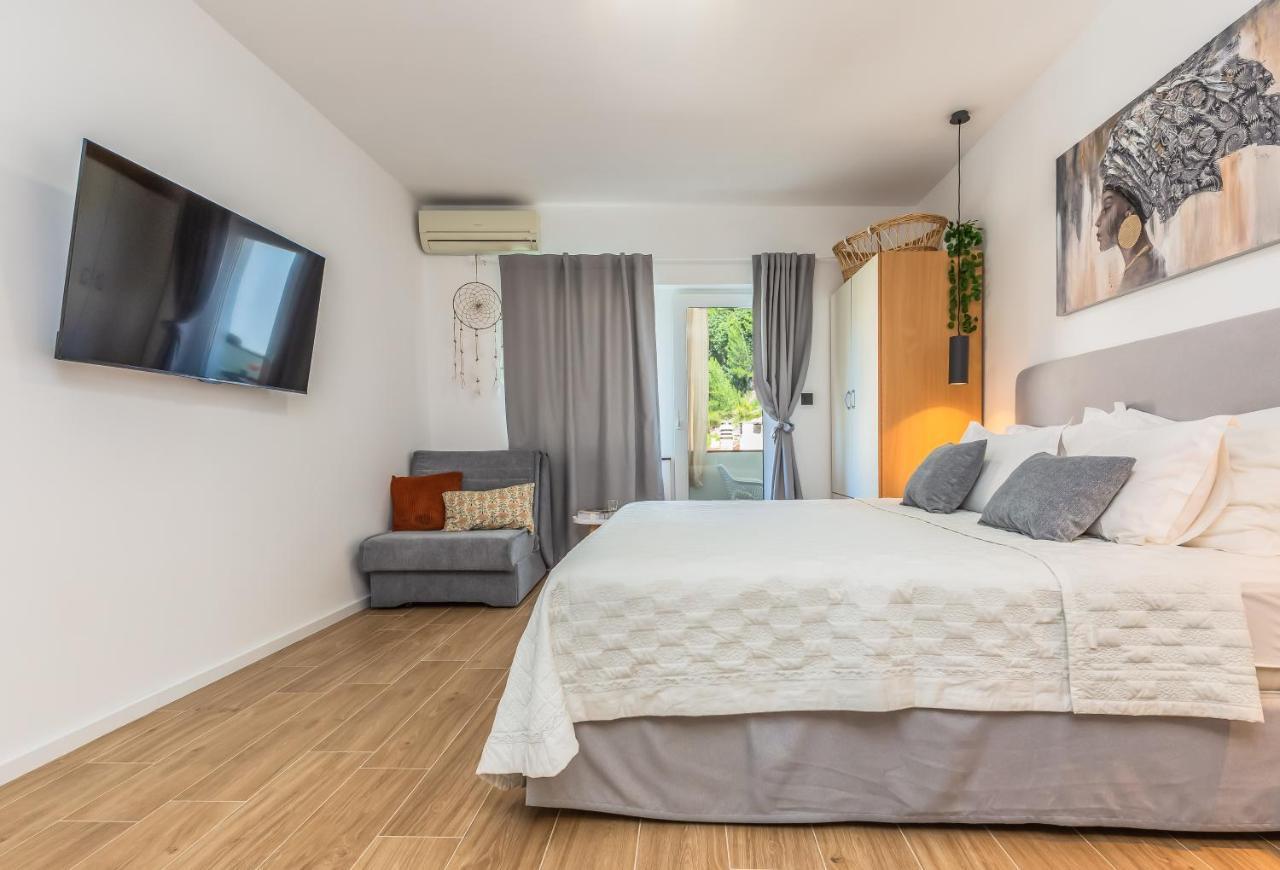 Apartmani Nikola Baška Voda Exterior foto