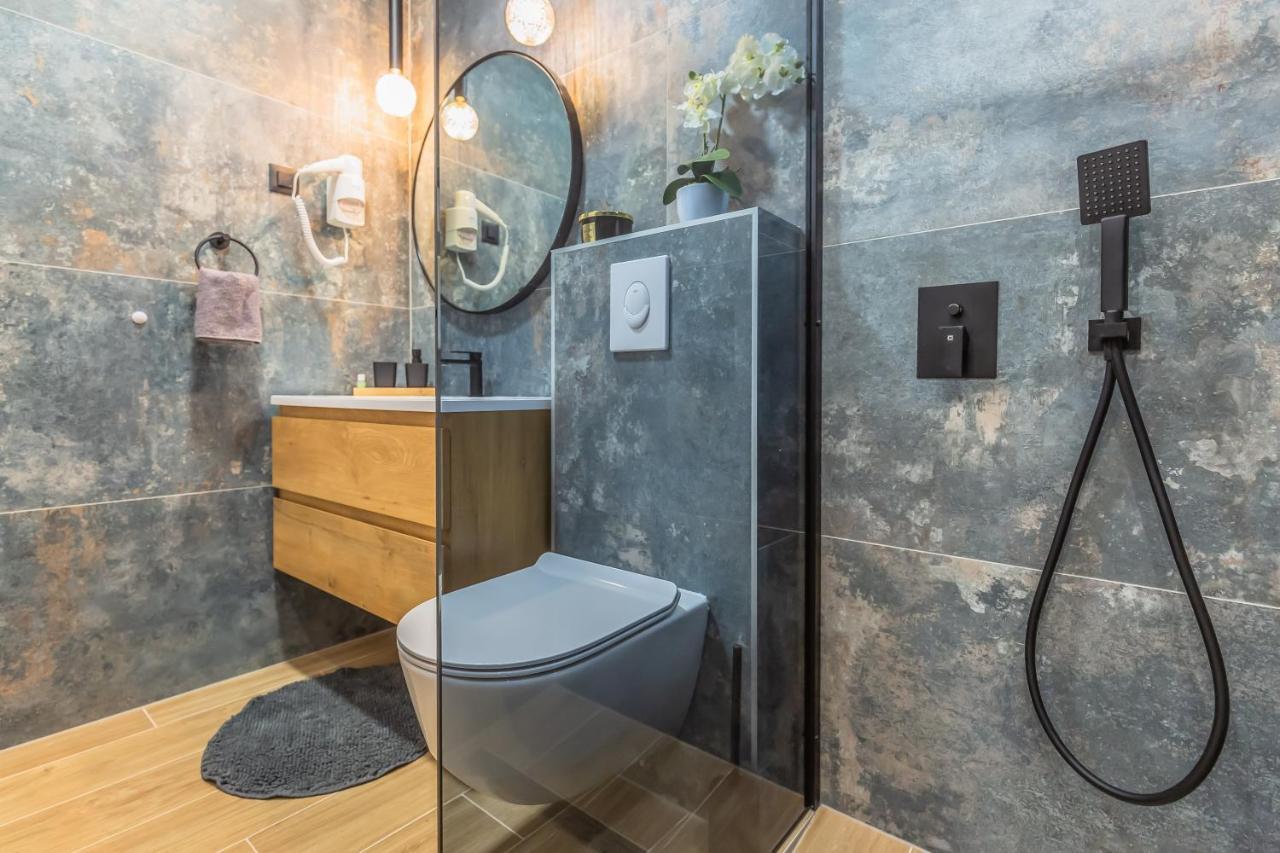 Apartmani Nikola Baška Voda Exterior foto