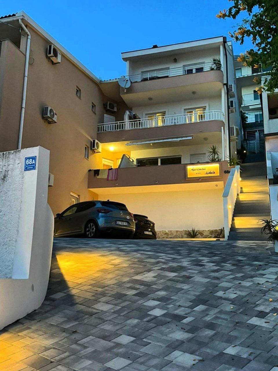 Apartmani Nikola Baška Voda Exterior foto