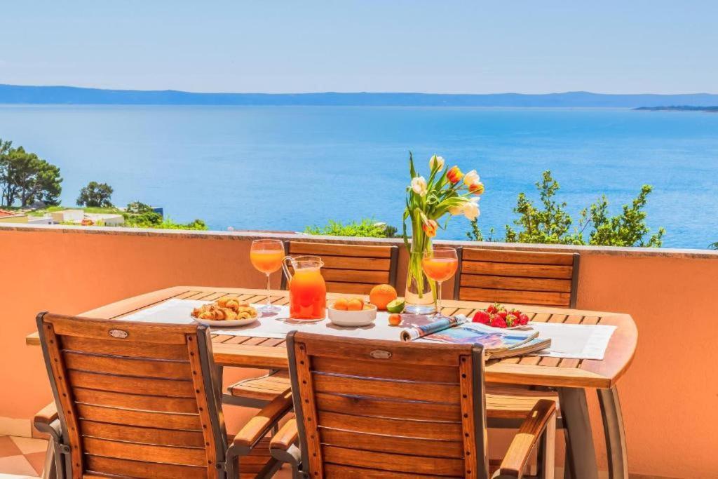 Apartmani Nikola Baška Voda Exterior foto
